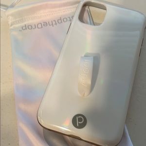 IPhone 11 loopy case